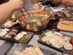 -花眷·私房火锅(花半里万达店)