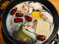 -呷哺呷哺 黄金牧场 (新中关购物中心店)