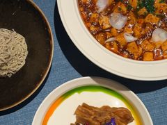 目鱼蛋麻婆豆腐-三利音·玖弄小鲜(浦东嘉里城店)