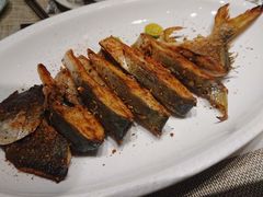 香煎鲳鱼-闻见中国海南菜(K11店)