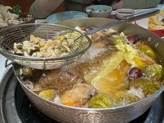 -洪氏嗨捞·猪肚鸡火锅(阳光天地店)