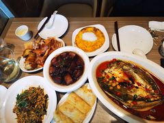-六泰居·尔滨地标·东北菜(泰山路店)