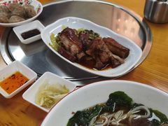 -明姨仔潮汕美食·碳炉猪脚·汕尾牛腩饭·起片鸡煲(起义路店)