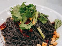 酸辣蕨根粉-东北农家小院(定西路店)