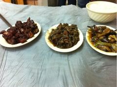 -尹记餐馆(花园店)