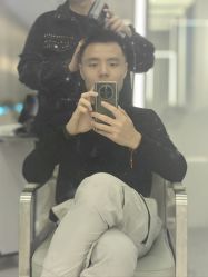 -PE SALON