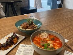 -里面·Noodlology(机电院店)