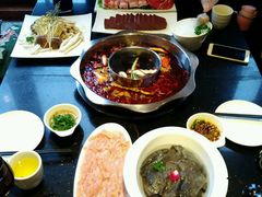 -小天鹅火锅·一线江景洪鼎旗舰店(洪崖洞店)