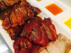 -新大咀港式茶餐厅(宝山万达店)