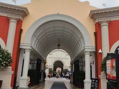 -佛罗伦萨小镇广佛名品奥特莱斯(疏港路店)