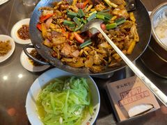 -富正毅三下锅·湘西韵味(天门山索道店)