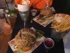 -FAT COW(虹梅路店)
