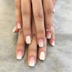 -睫乐园•睫公馆•美睫美甲沙龙