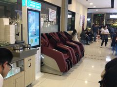 等位区-海底捞火锅(振华商厦店)