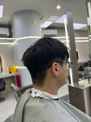 -苏豪路易士·嘉玛发廊