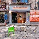 这家在老社区居民楼下的咖啡馆