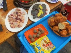 -广味炭炉鸡煲(宝业路分店)