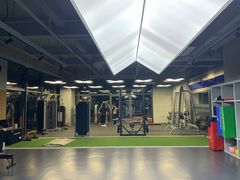 器械区-METIS FITNESS女性健身工作室