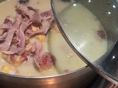 -洪氏嗨捞·猪肚鸡火锅(阳光天地店)