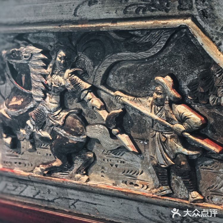 百万装修卖十五元的面,是性价比还是乌托邦