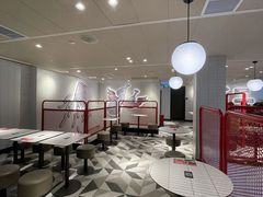 大堂-肯德基(新地中央店)