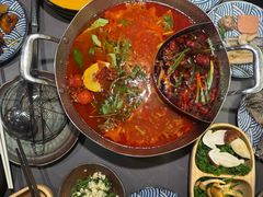 -楠小云·云南鲜菌·鲜牛自助火锅(九眼桥店)