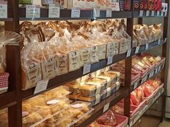 -红宝石·鲜奶小方·海派西点房(丰庄店)