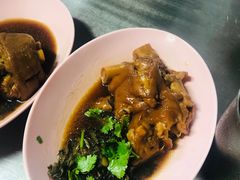 -Kha Mu Charoensang(Silom)