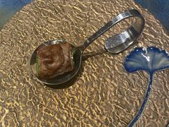 一口吃牛肉卷-一板铁板烧·隐秘一线江景花园餐厅(西湖左岸·天元店)