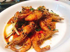 油爆基围虾-茶叁酒肆·楚味江湖(菱角湖店)