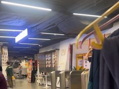 -超鹿运动(达信大厦店)