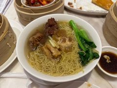 -香港百合居(LCM置汇旭辉广场店)
