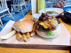 经典大汉堡-The Diner X餐厅(青岛万象城店)