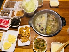 肥牛-傣妹火锅(南京东路一店)