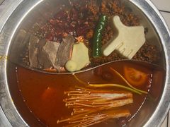 -贤合庄卤味火锅(安吉万达店)