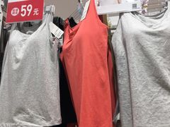 -优衣库(上海金桥太茂店)