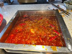 -二荆条·蜀鲜汇城市森林火锅
