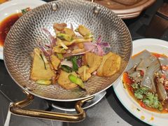 -隔壁老王·家常云南菜(花巷店)