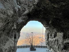 -抱犊寨风景区