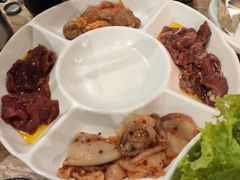 什锦烤肉拼-权金城(龙旗店)