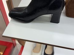 -BeLLE 百丽(凯德闵行商业中心店)