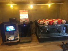 -HIGH FIVE哈福手工汉堡(桂林路店)