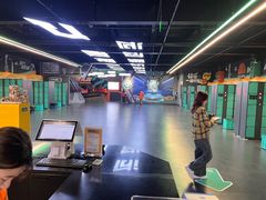 -极限PLAY运动娱乐新世界·团建派对潮玩休闲馆·室内蹦极高空游乐园