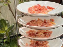 -得意咚瓜·顺德鱼生·冬瓜火锅(深圳首店)