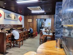 大堂-亮亮面馆(经六路店)