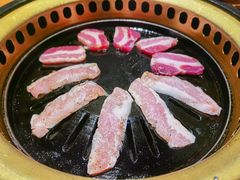 -炼火烤肉店