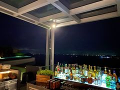 -瑰丽酒店·海吧·天际下午茶·现场DJ·天台酒吧