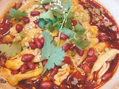 -川流不息·地道川菜·小龙虾(松东路店)