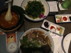 -美奈小馆·越南料理(中航城君尚购物中心店)