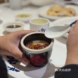 知粵賞味，以盤中風物，氤氳粵饌況味。
